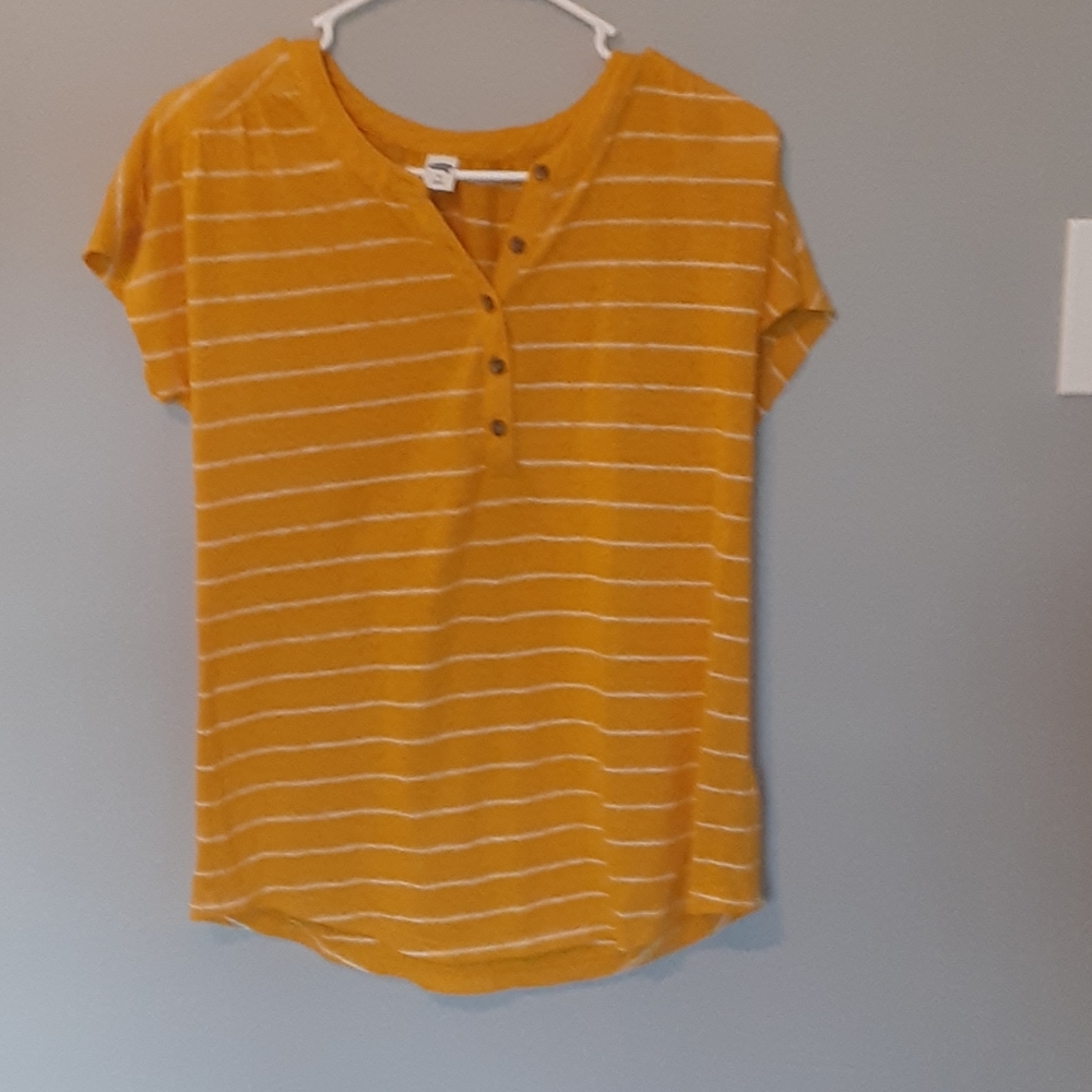Mustard shirt